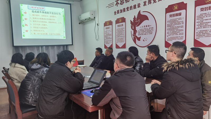 郑州叉车培训周末班，如何选择性价比高的课程？**