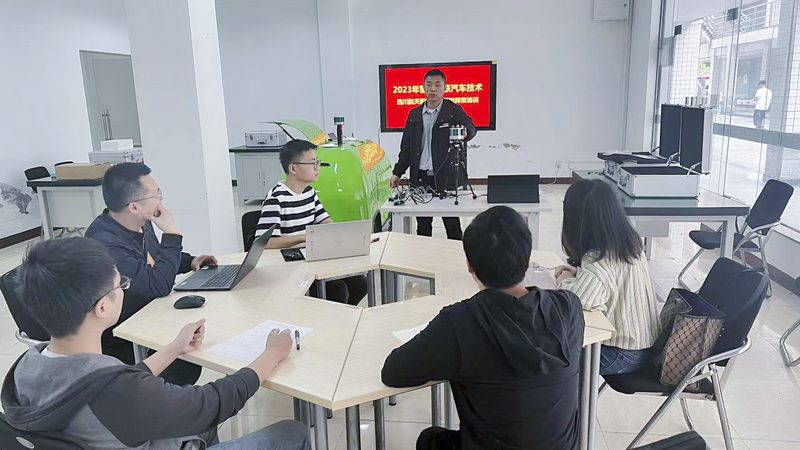 林德叉车持证上岗，这些要求你了解